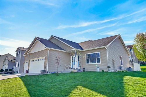 905 Ellie Rae Dr, LODI, WI, 53555-1415 | Card Image