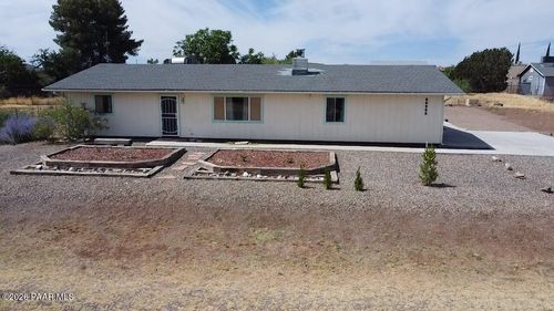 20239 E Zaragoza Dr, Cordes Lakes, AZ, 86333-2124 | Card Image
