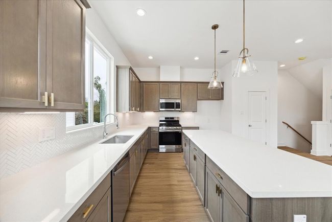 1650 W Tidwell Rd, House other with 3 bedrooms, 4 bathrooms and 2 parking in Houston TX | Image 5