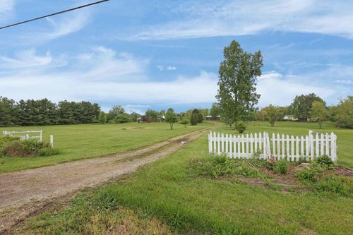12166 State Route 56 E, Circleville, OH, 43113 | Card Image