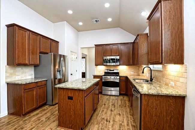 2213 Lookout Range Dr, House other with 4 bedrooms, 2 bathrooms and 2 parking in Leander TX | Image 8