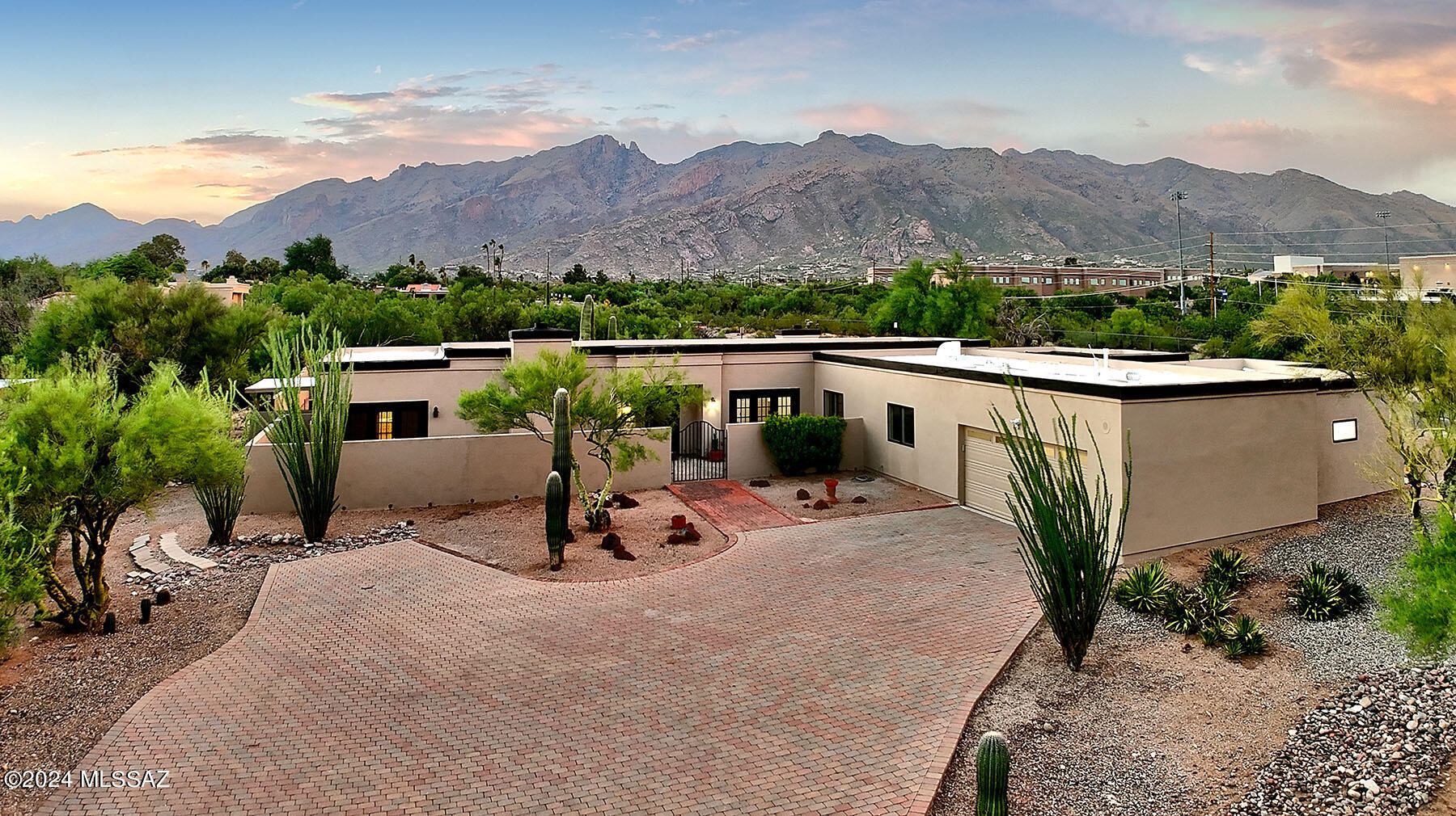 Calle Bujia , Tucson, AZ 85718