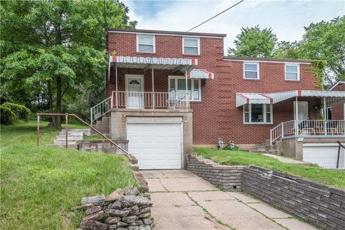 925 Ulrich St, Castle Shannon, PA, 15234-1623 | Card Image