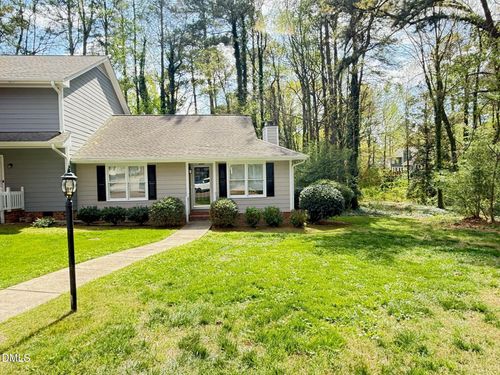 6400 Meadow View Dr, Raleigh, NC, 27609-3549 | Card Image