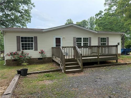 5474 Robinhood Rd, Winston Salem, NC, 27106-9761 | Card Image