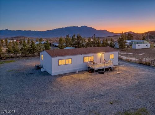 4111 Venza St, Pahrump, NV, 89048-5187 | Card Image