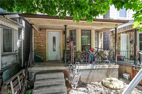 55 Francis St, Hamilton, ON, L8L3V2 | Card Image