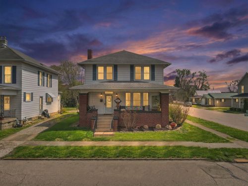 90 S Culver St, Logan, OH, 43138-1402 | Card Image