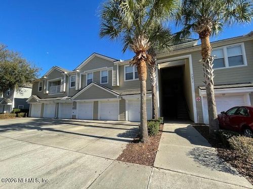 14-11-7071 Deer Lodge Cir, Jacksonville, FL, 32256-8509 | Card Image