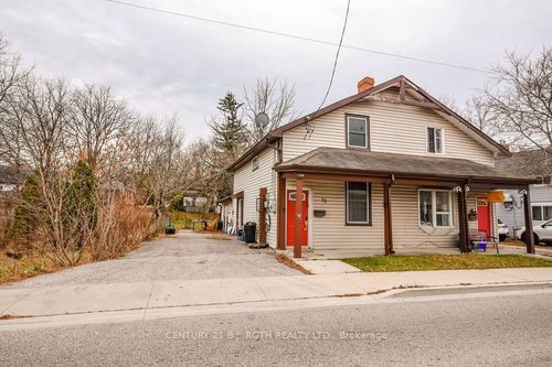 75 Gowan St, Barrie, ON, L4N2P1 | Card Image