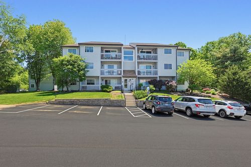 1811-1811 Franklin Crossing Rd, Franklin, MA, 02038-2944 | Card Image