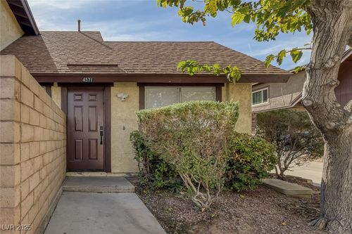 4571 Sirius Ave, Las Vegas, NV, 89102-7335 | Card Image