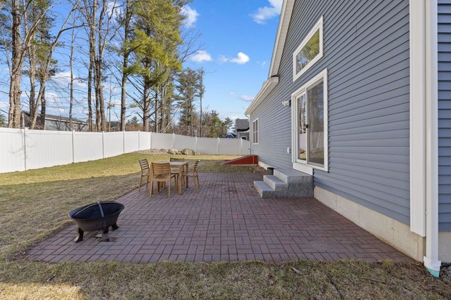 12 Red Barn Dr, House other with 3 bedrooms, 3 bathrooms and null parking in Dover NH | Image 38