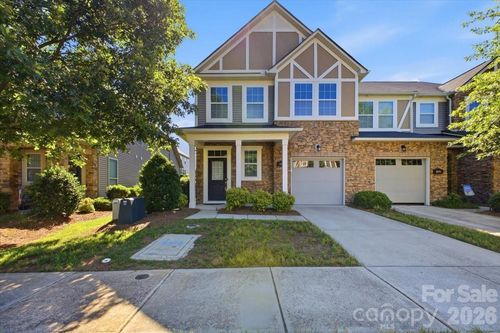 5618 Stone Wells Dr, Charlotte, NC, 28278-8037 | Card Image