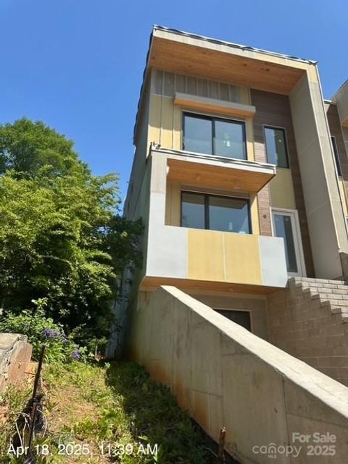 a-312 Wesley Heights Way, Charlotte, NC, 28208-4419 | Card Image