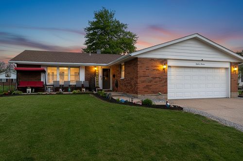 1813 Britton Dr, Piqua, OH, 45356-4453 | Card Image