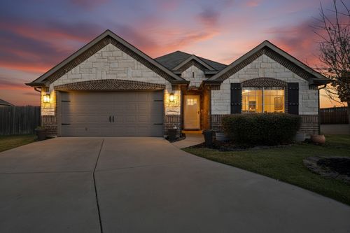 10329 Kingspoint Blvd, Fort Worth, TX, 76140-5756 | Card Image