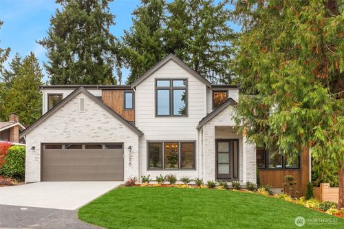 10620 Ne 28th Pl, Bellevue, WA, 98004-2040 | Card Image