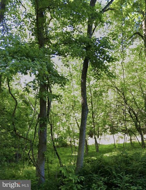 16301 Saint Thomas Church Rd, UPPER MARLBORO, MD, 20772-8293 | Card Image