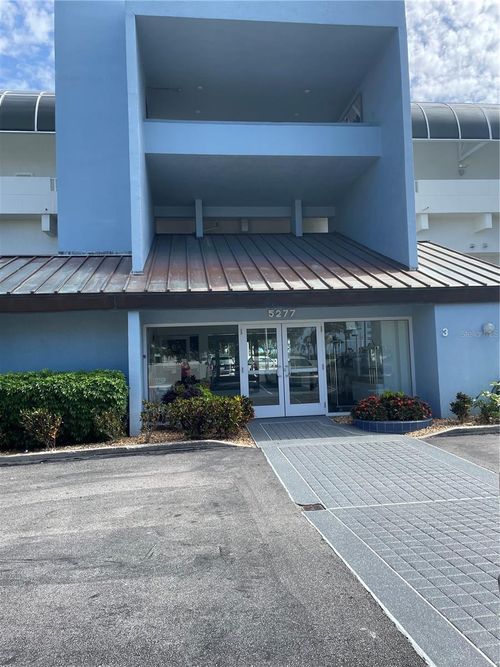 apt-321-5277 Isla Key Blvd S, ST PETERSBURG, FL, 33715-1655 | Card Image