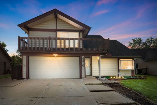 5810 Easton Ct, Hanover Park, IL, 60133-5303 | Card Image
