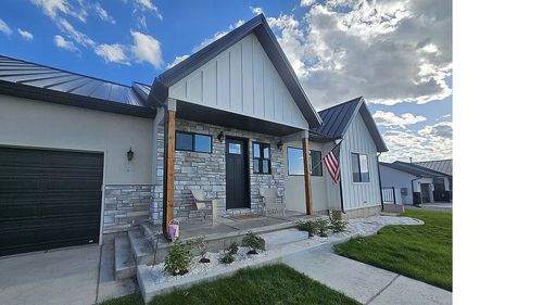 225 400, Ephraim, UT, 84627 | Card Image