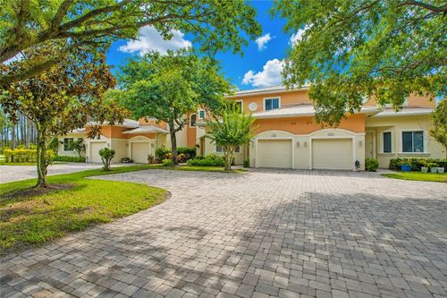 772 Middleton Dr Sw, Vero Beach, FL, 32962-4219 | Card Image