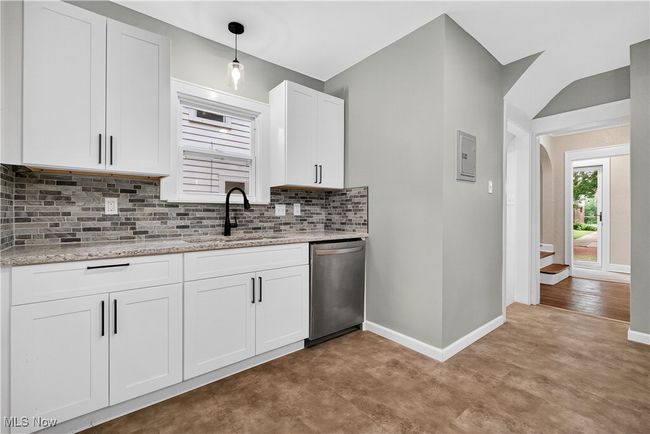 91 E 207 Th St, House other with 4 bedrooms, 3 bathrooms and null parking in Euclid OH | Image 16