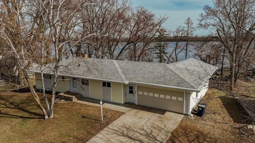 915 W 4th St, Morris, MN, 56267-2024 | Card Image