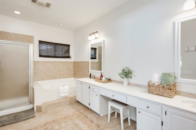6502 Walebridge Ln, House other with 3 bedrooms, 2 bathrooms and 4 parking in Austin TX | Image 26