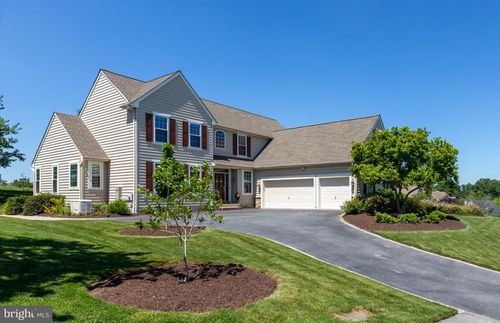 115 Turn Berry Dr, AVONDALE, PA, 19311-1422 | Card Image