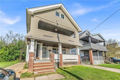 3554 E 113th St, Cleveland, OH, 44105-1830 | Card Image