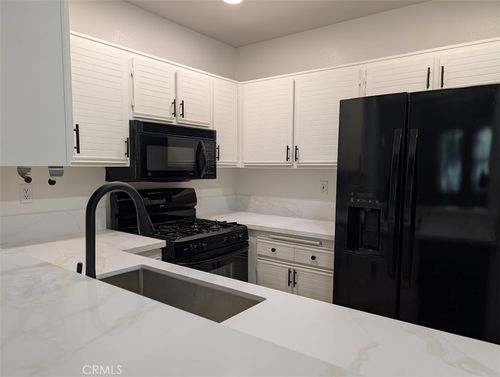 355-24153 Monte Vis, Newbury Park, CA, 91320 | Card Image
