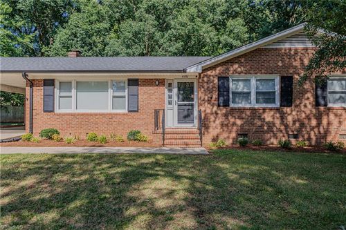 4101 La Grange Dr, Greensboro, NC, 27406-6911 | Card Image