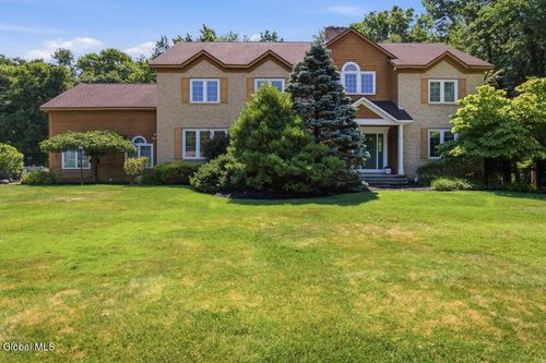 136 Brandon Ter, Albany, NY, 12203-6003 | Card Image