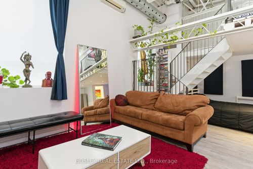 209-347 Sorauren Ave, Toronto, ON, M6R2G5 | Card Image