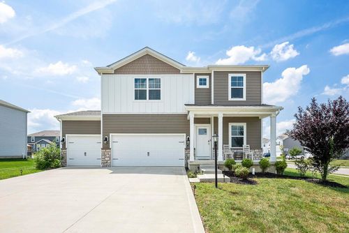 227 Carrowmoore Dr, Pickerington, OH, 43147-3512 | Card Image