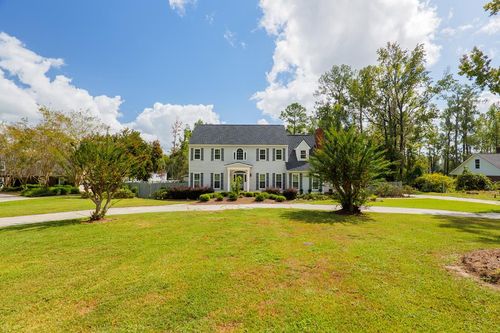 1156 N Lakeshore Dr, Valdosta, GA, 31605-5916 | Card Image