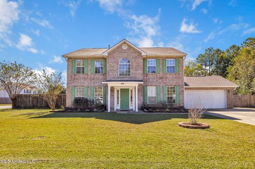 4608 Pinehaven Dr, Ocean Springs, MS, 39564-8799 | Card Image