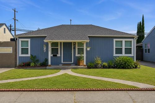 1534 Elmwood Avenue, Stockton, CA, 95204 | Card Image