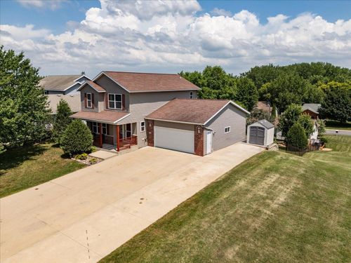 1012 3rd Ave Ne, Byron, MN, 55920-1532 | Card Image