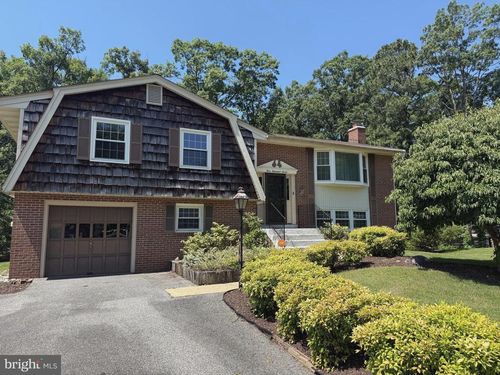 4007 Brewster Ln, WALDORF, MD, 20601-3246 | Card Image
