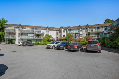 121 - 27358 32 Ave, Condo with 1 bedrooms, 1 bathrooms and 1 parking in Langley BC | Image 2