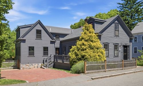 31 Elm St, Marblehead, MA, 01945-3484 | Card Image