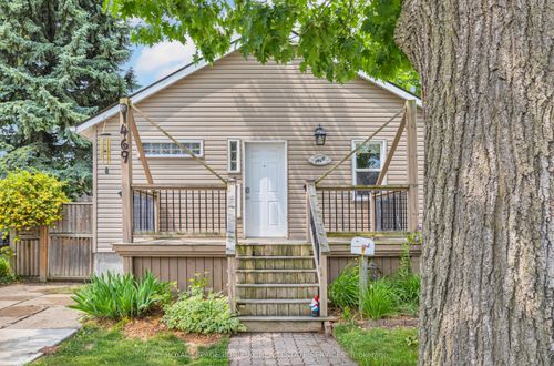 1469 Albert Rd, Windsor, ON, N8Y3R1 | Card Image