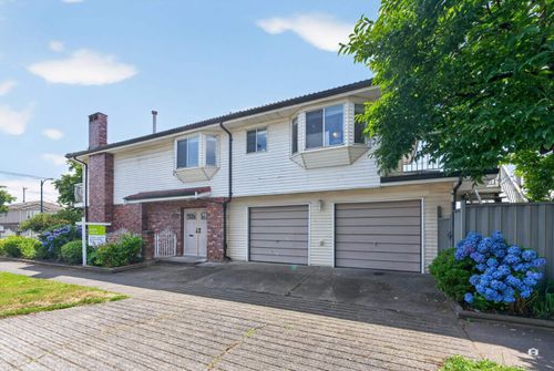 196 E 58th Ave, Vancouver, BC, V5X1V6 | Card Image