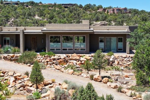 371 N Pinion Hills Dr, Dammeron Valley, UT, 84783-5177 | Card Image