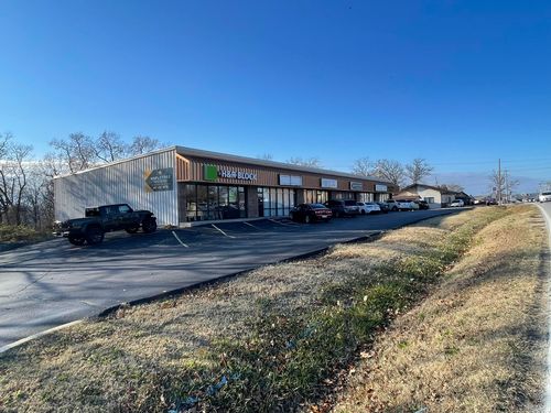 15796 Us Highway 160, Forsyth, MO, 65653-8103 | Card Image