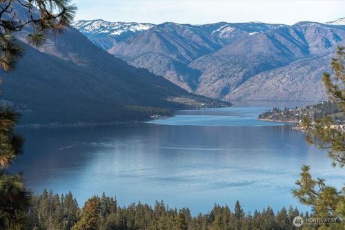 990 Upper Ridge Rd, Chelan, WA, 98816-9116 | Card Image