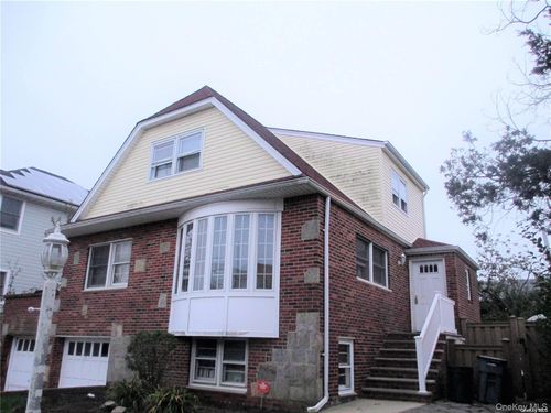main-312 E Beech St, Long Beach, NY, 11561-3609 | Card Image
